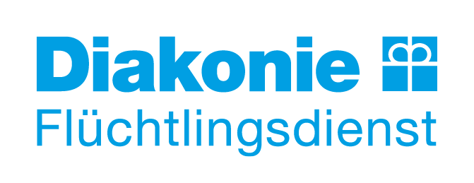 Logo der Diakonie mit der Aufschrift "Flüchtlingsdienst" in blauer Schrift auf weißem Hintergrund.