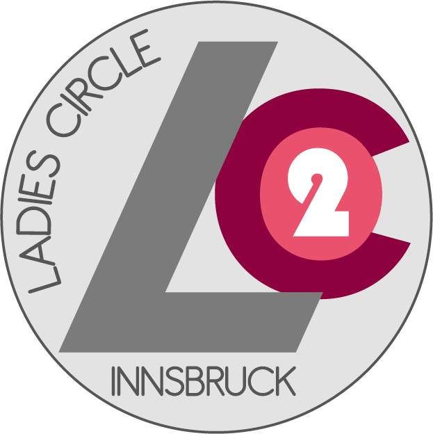 Logo des Ladies Circle Innsbruck mit den Buchstaben "LC" und der Zahl "2" in stilisiertem Design.